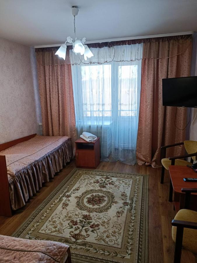 Agat Hotel Minsk Buitenkant foto