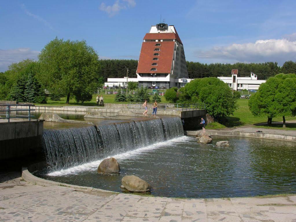 Agat Hotel Minsk Buitenkant foto